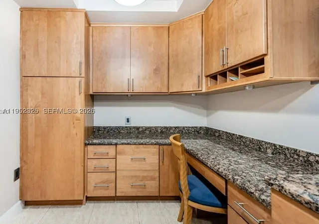 Homes for sale in Hollywood, FL | 4001 Hillcrest Dr #914, Hollywood, FL 33021 | MLS# A11952326