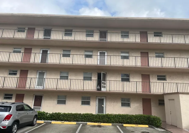 1st image of 725 Lori Dr #106, Palm Springs, FL 33461 | MLS# R11158460