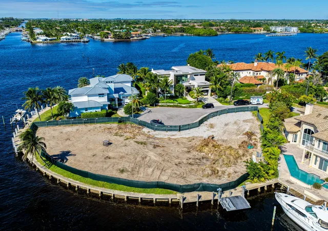 3rd image of 92 Island Dr S, Ocean Ridge, FL 33435 | MLS# R11158120