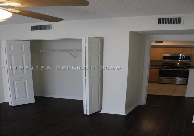 Homes for sale in Miramar, FL | 2400 E Preserve Way #304, Miramar, FL 33025 | MLS# A11954156