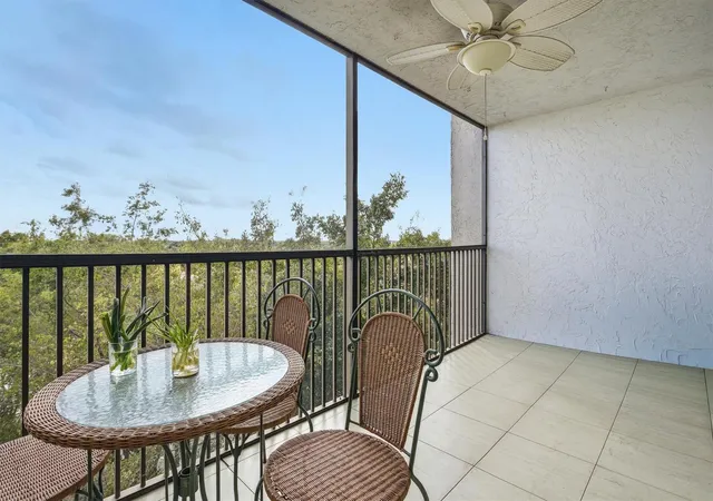 3rd image of 3910 Inverrary Blvd, Lauderhill, FL 33319