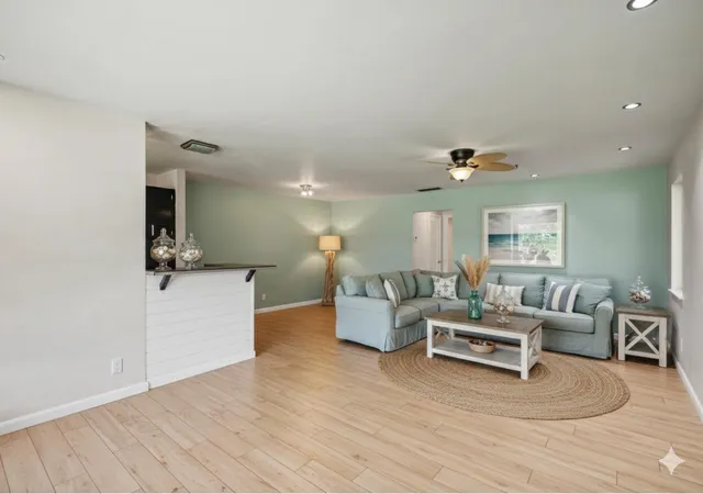 Homes for sale in Boynton Beach, FL | 275 South Blvd #C, Boynton Beach, FL 33435 | MLS# R11158761