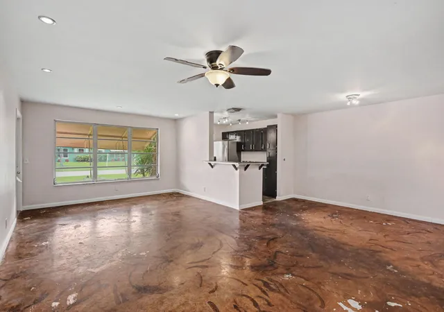 Homes for sale in Boynton Beach, FL | 275 South Blvd #C, Boynton Beach, FL 33435 | MLS# R11158761