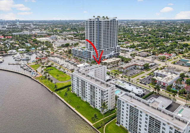 5th image of 301 Lake Shore Dr, Lake Park, FL 33403