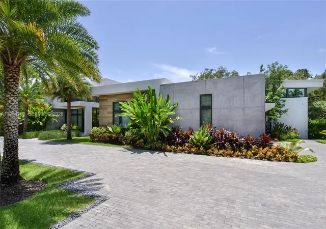 4th image of 11050 Sw 69Th Ave, Pinecrest, FL 33156 | MLS# A11954100