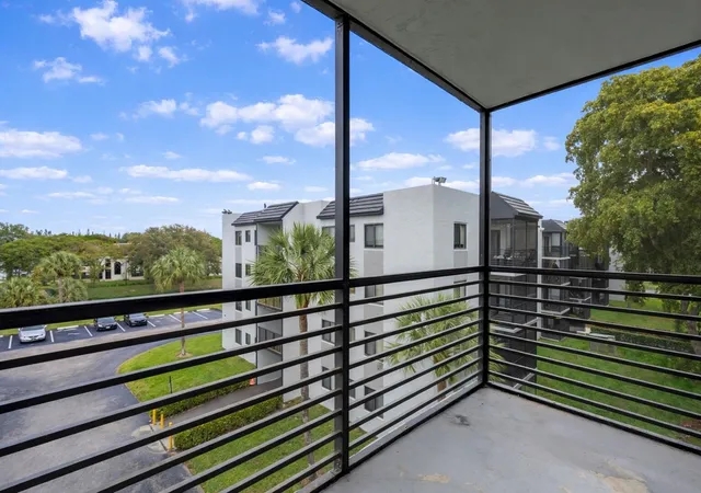 Homes for sale in Sunrise, FL | 3720 N Pine Island Rd, Sunrise, FL 33351