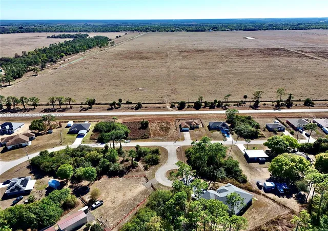 4th image of 3019 S Balsam Cir, Labelle, FL 33935 | MLS# A11955032