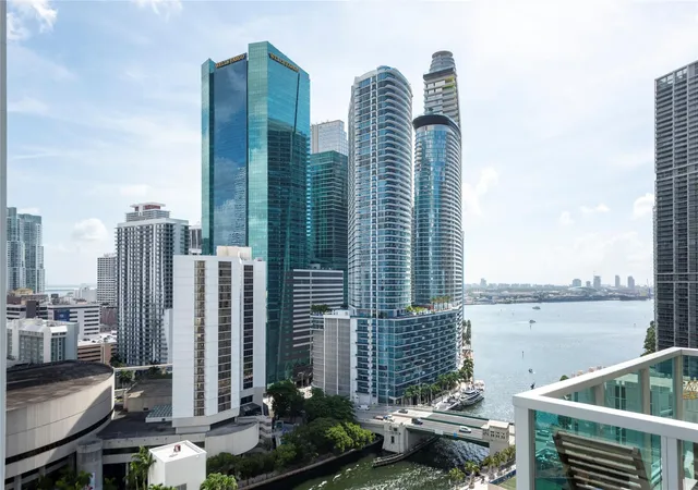 1st image of 41 Se 5Th St #1315, Miami, FL 33131 | MLS# F10548795