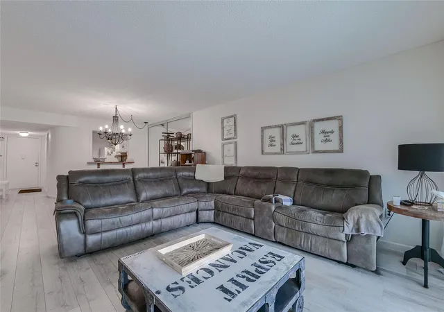 4th image of 3920 Inverrary Blvd #404-C, Lauderhill, FL 33319 | MLS# F10549050