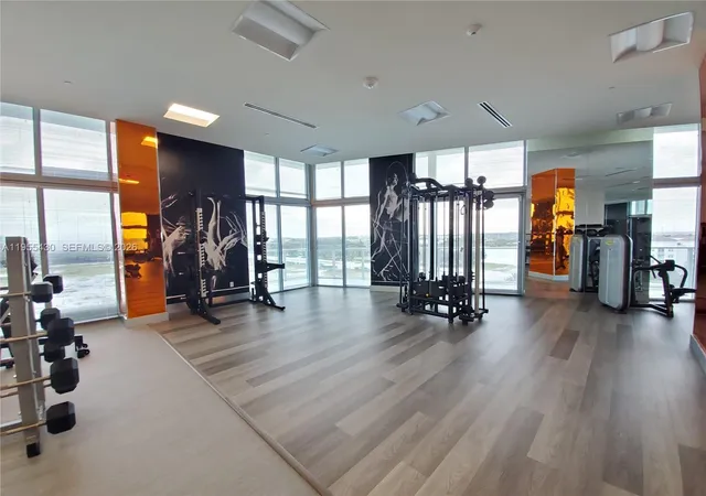 28th image of 2000 Metropica Way #1401, Sunrise, FL 33323 | MLS# A11955430