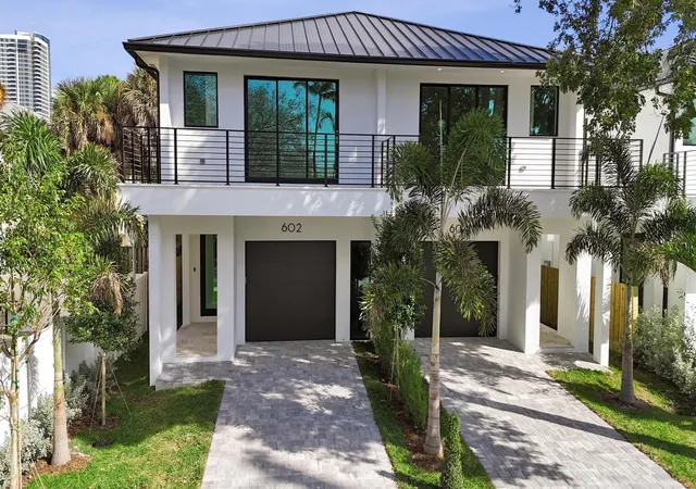 2nd image of 602 Sw 7th Ave, Fort Lauderdale, FL 33315 | MLS# F10548851