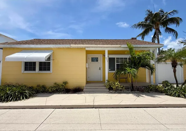 1st image of FL | 411 3rd Ave N,FL 33460 | MLS# R11159049