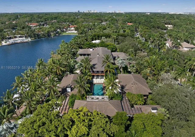 25th image of 620 Arvida Pkwy, Miami, FL 33156 | MLS# A11955319