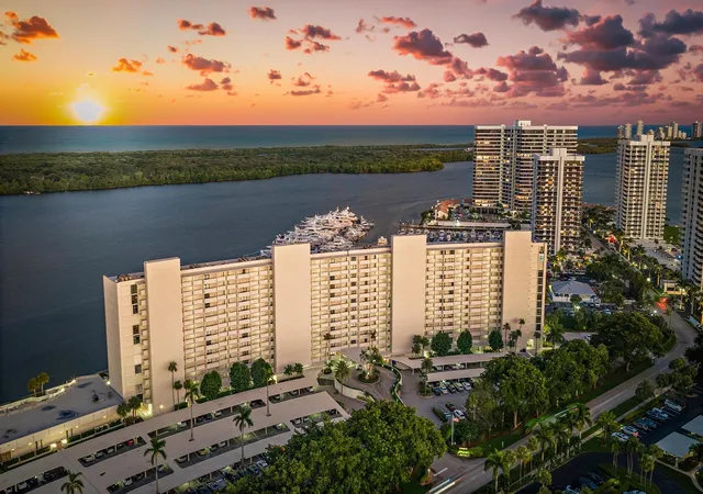 Homes for sale in North Palm Beach, FL | 124 Lakeshore Dr #9290, North Palm Beach, FL 33408 | MLS# R11159064