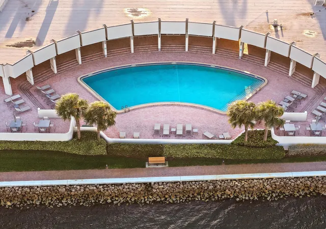 Homes for sale in North Palm Beach, FL | 124 Lakeshore Dr #9290, North Palm Beach, FL 33408 | MLS# R11159064
