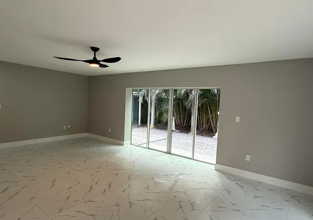 24th image of 507 Sw North River Point Dr, Stuart, FL 34994 | MLS# R11159071