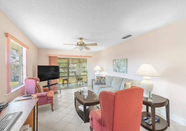 Homes for sale in Port St Lucie, FL | 33 Lake Vis Trl, Port St Lucie, FL 34952