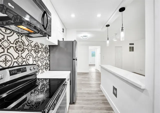 Homes for sale in Hollywood, FL | 1425 Arthur St #202A, Hollywood, FL 33020 | MLS# F10549307