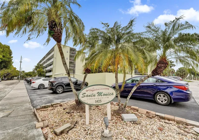 48th image of 1425 Arthur St #202A, Hollywood, FL 33020 | MLS# F10549307