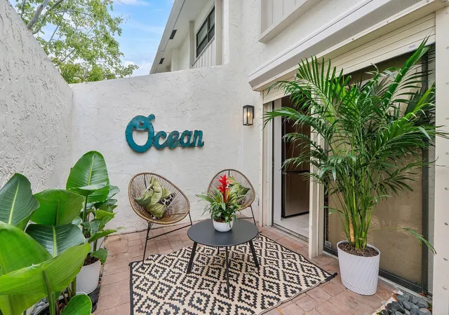 Homes for sale in Fort Lauderdale, FL | 555 Ne 7th Ave #5a, Fort Lauderdale, FL 33301 | MLS# F10549192