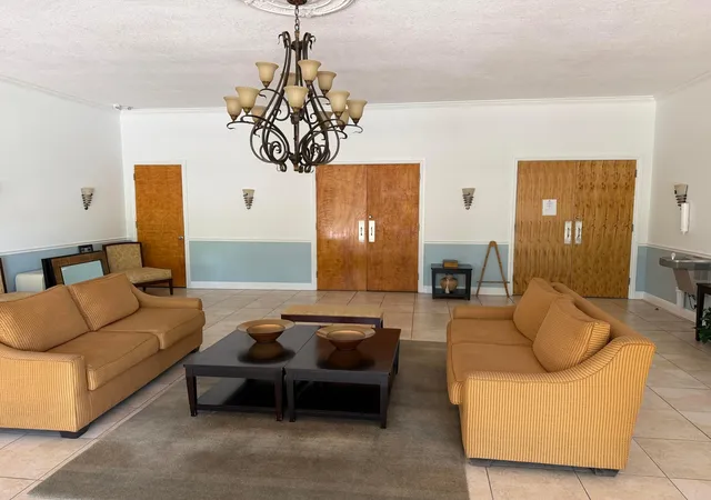 2nd image of 729 Lori Dr, Palm Springs, FL 33461