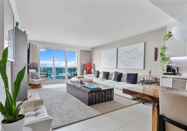 Photo 2 of Condo for sale at 102 24th St #1427, Miami Beach, FL 33139 | MLS# A11955799 | Listing updated on 2026-01-30
