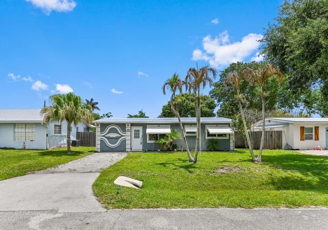 1st image of 5709 Se Indigo Ave, Stuart, FL 34997 | MLS# R11159272