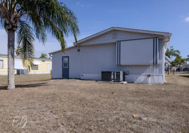 27th image of 260 Camino Del Rio, Port St Lucie, FL 34952 | MLS# R11159455