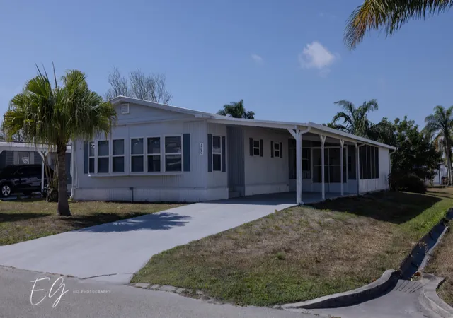 2nd image of 260 Camino Del Rio, Port St Lucie, FL 34952 | MLS# R11159455