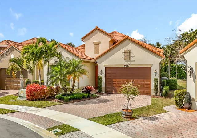 Homes for sale in Parkland, FL | 9657 Kalmar Cir, Parkland, FL 33076 | MLS# F10549652