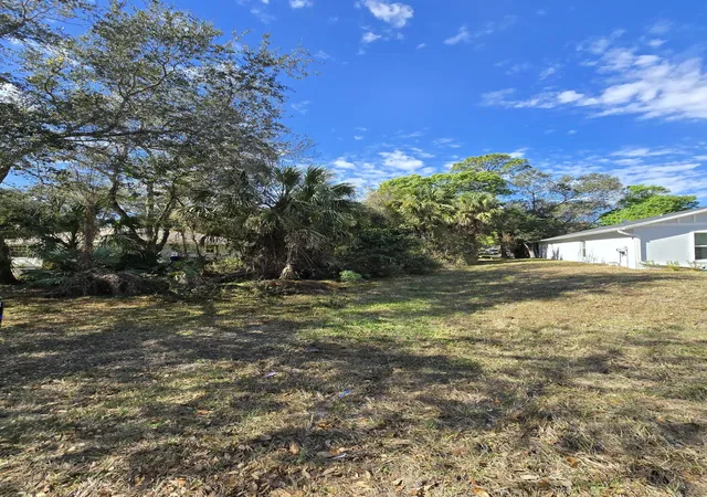 Homes for sale in Vero Beach, FL | 2445 87th Ct, Vero Beach, FL 32966 | MLS# R11159732