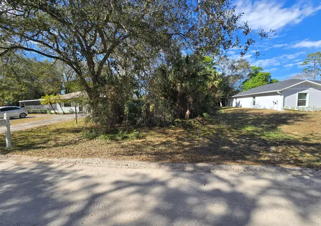 Homes for sale in Vero Beach, FL | 2445 87th Ct, Vero Beach, FL 32966 | MLS# R11159732