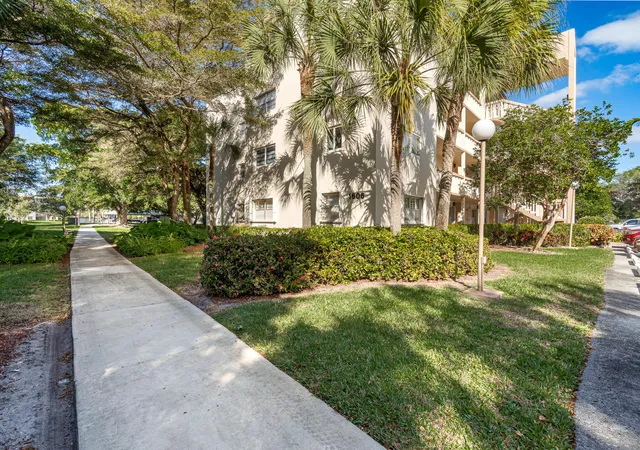42nd image of 1606 Abaco Dr #H2, Coconut Creek, FL 33066 | MLS# R11159764