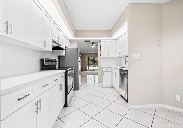 4th image of 1606 Abaco Dr, Coconut Creek, FL 33066