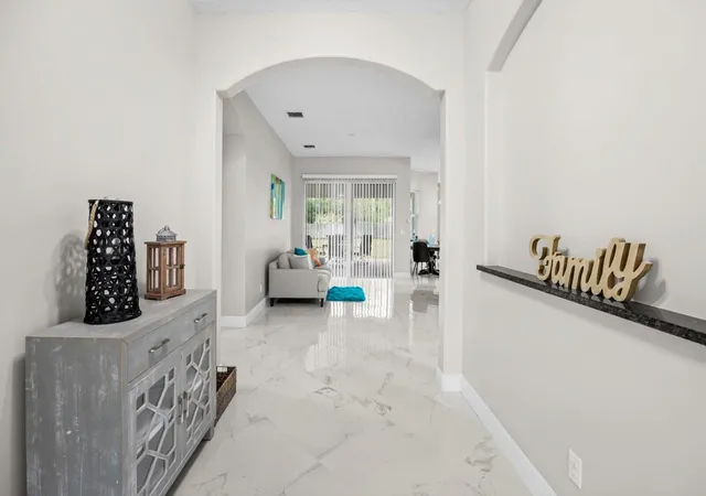 1st image of 562 Sw Souris Ave, Port St Lucie, FL 34953 | MLS# R11159804