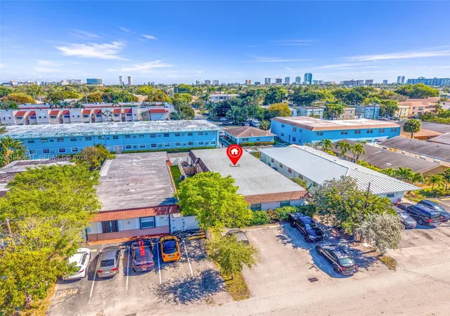 Homes for sale in Pompano Beach, FL | 240 Se 9Th Ave, Pompano Beach, FL 33060 | MLS# A11956831