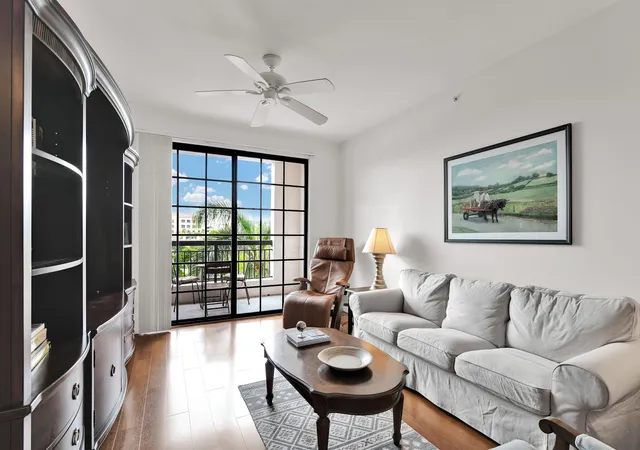 3rd image of 233 S Federal Hwy, Boca Raton, FL 33432