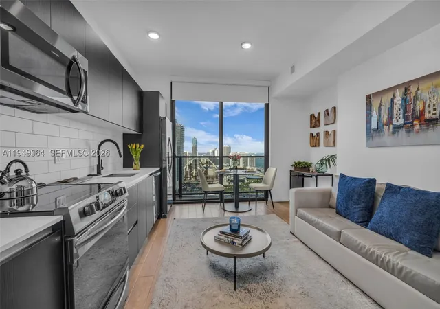 Photo 4 of Condo for sale at 398 Ne 5Th St #3207, Miami, FL 33132 | MLS# A11949064 | Listing updated on 2026-10-06