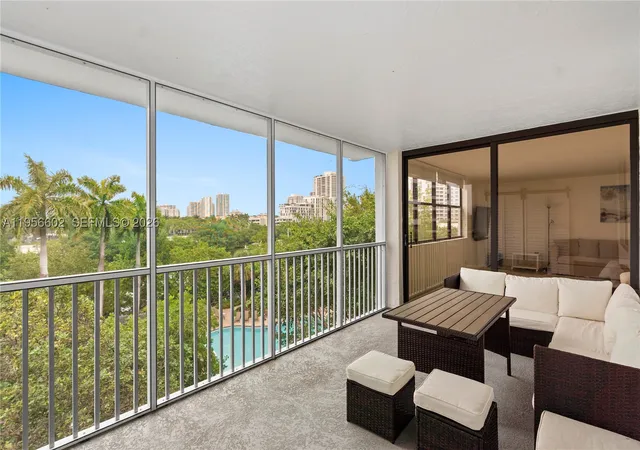 4th image of 3440 Ne 192Nd St, Miami, FL 33180