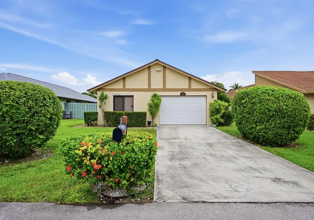 1st image of 3135 Nw 13th St, Delray Beach, FL 33445 | MLS# R11159857