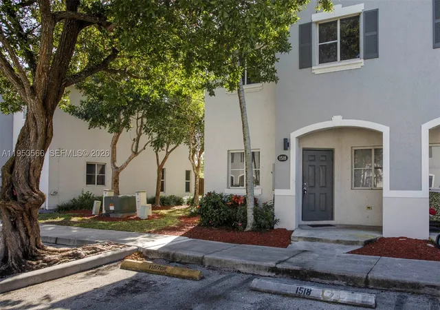 Photo 2 of Townhouse for sale at 1518 Se 31 Ct, Homestead, FL 33035 | MLS# A11953566 | Listing updated on 2026-06-17
