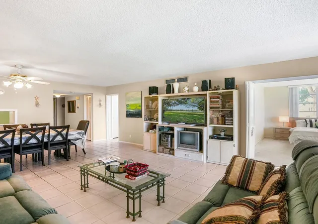 Homes for sale in Pompano Beach, FL | 3090 N Course Dr #112, Pompano Beach, FL 33069 | MLS# F10549366
