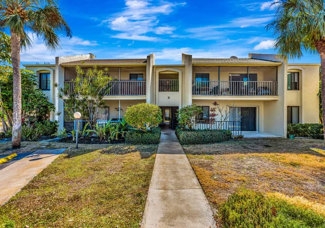 Homes for sale in Jupiter, FL | 150 Pineview Rd #B2, Jupiter, FL 33469 | MLS# R11159988