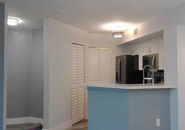 Homes for sale in Hypoluxo, FL | 1000 Scotia Dr #304, Hypoluxo, FL 33462 | MLS# R11160022