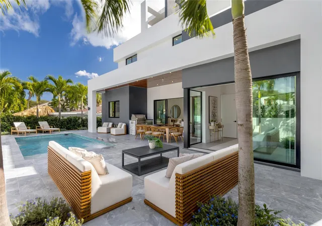 Homes for sale in Pompano Beach, FL | 3205 Leigh Rd, Pompano Beach, FL 33062 | MLS# F10544803