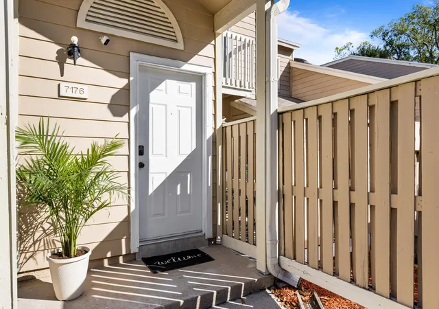 5th image of 7176 Sportsmans Dr, North Lauderdale, FL 33068 | MLS# R11160181