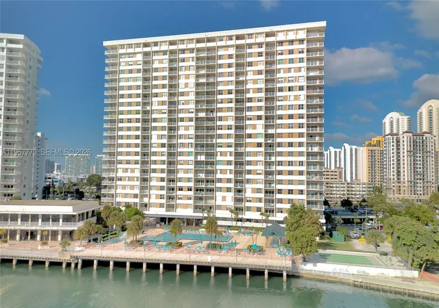Homes for sale in Sunny Isles Beach, FL | 300 Bayview Dr #PH-06, Sunny Isles Beach, FL 33160 | MLS# A11957773
