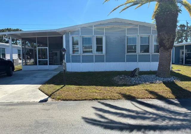 2nd image of 7162 Se Sweetwood Ter, Stuart, FL 34997 | MLS# R11160193
