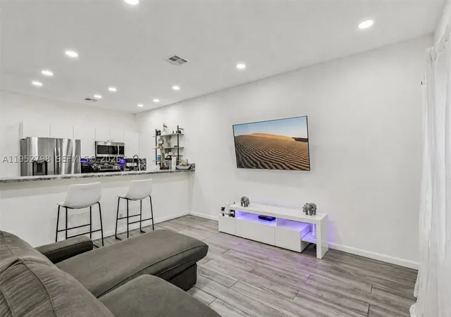 Photo 2 of Townhouse for sale at 2307 Washington St #5, Hollywood, FL 33020 | MLS# A11952798 | Listing updated on 2026-10-08