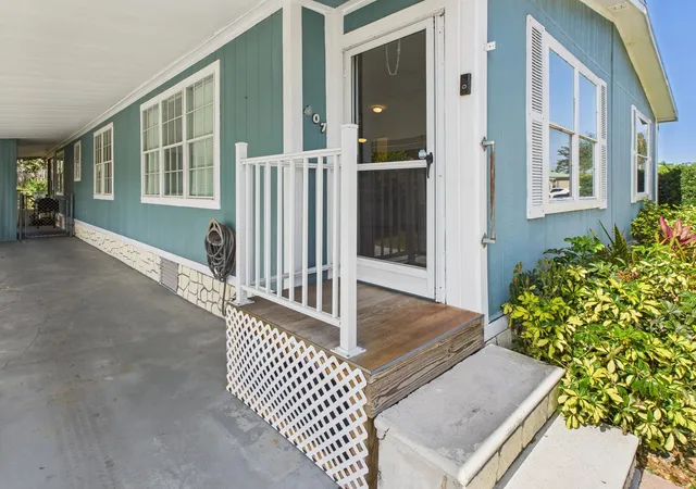 3rd image of 407 Ne 8Th Ave, Okeechobee, FL 34972 | MLS# R11160269